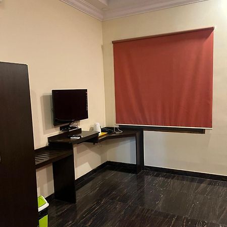 The Alp Hotel Bypass Road مادوراي المظهر الخارجي الصورة